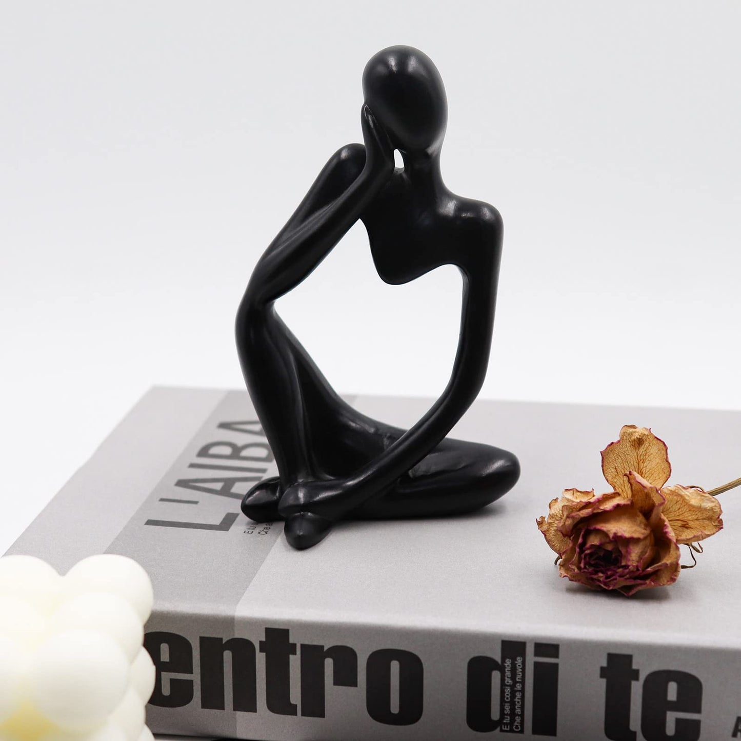 Thinker Sculptures, Sandstone Resin Thinker Statue Ornaments, Abstract Style Housewarming Gifts, Living Room Dining Desk Decorations (Right, Small)