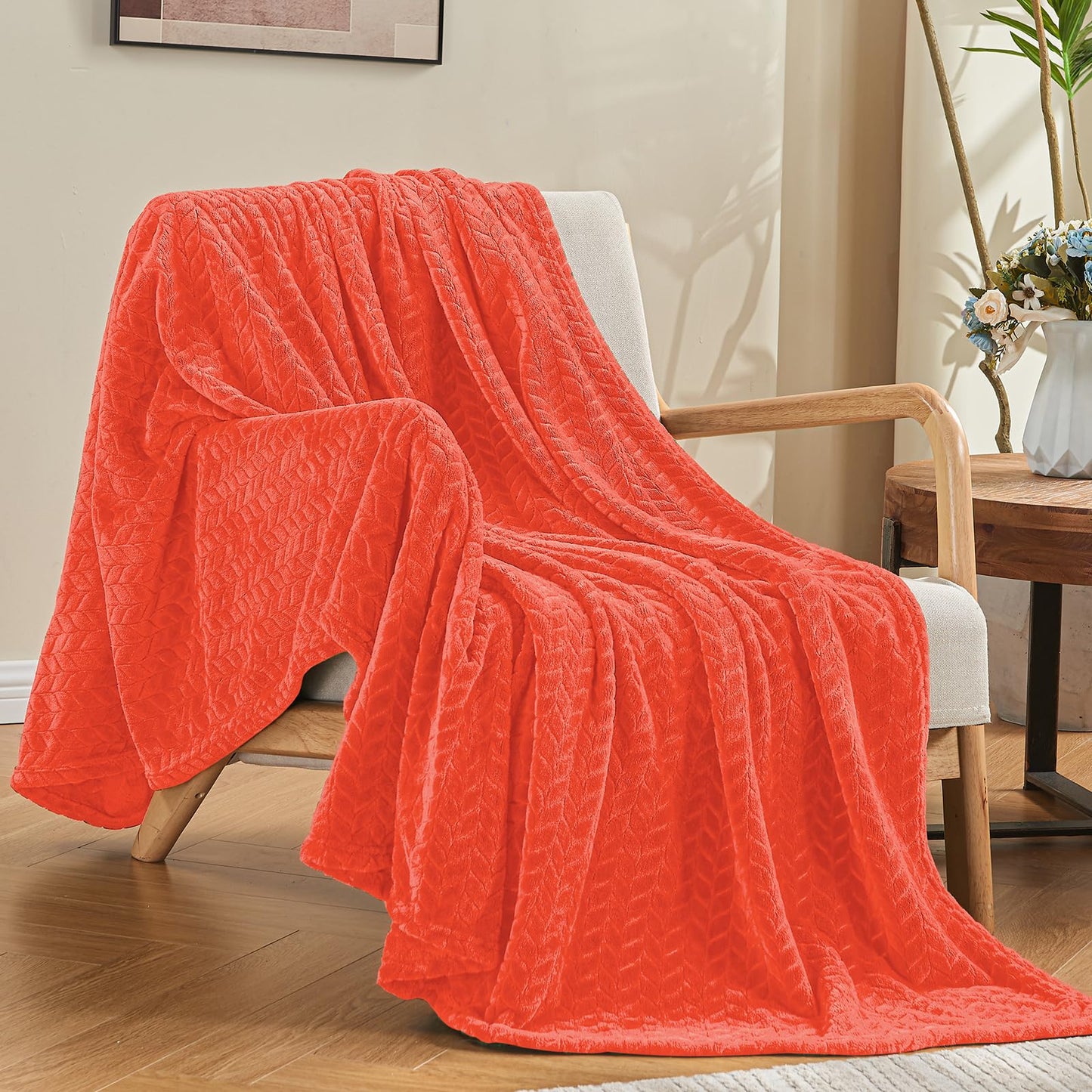 Super Soft Flannel Cozy Blankets for Adults, Washable Lightweight Blanket for Couch Sofa