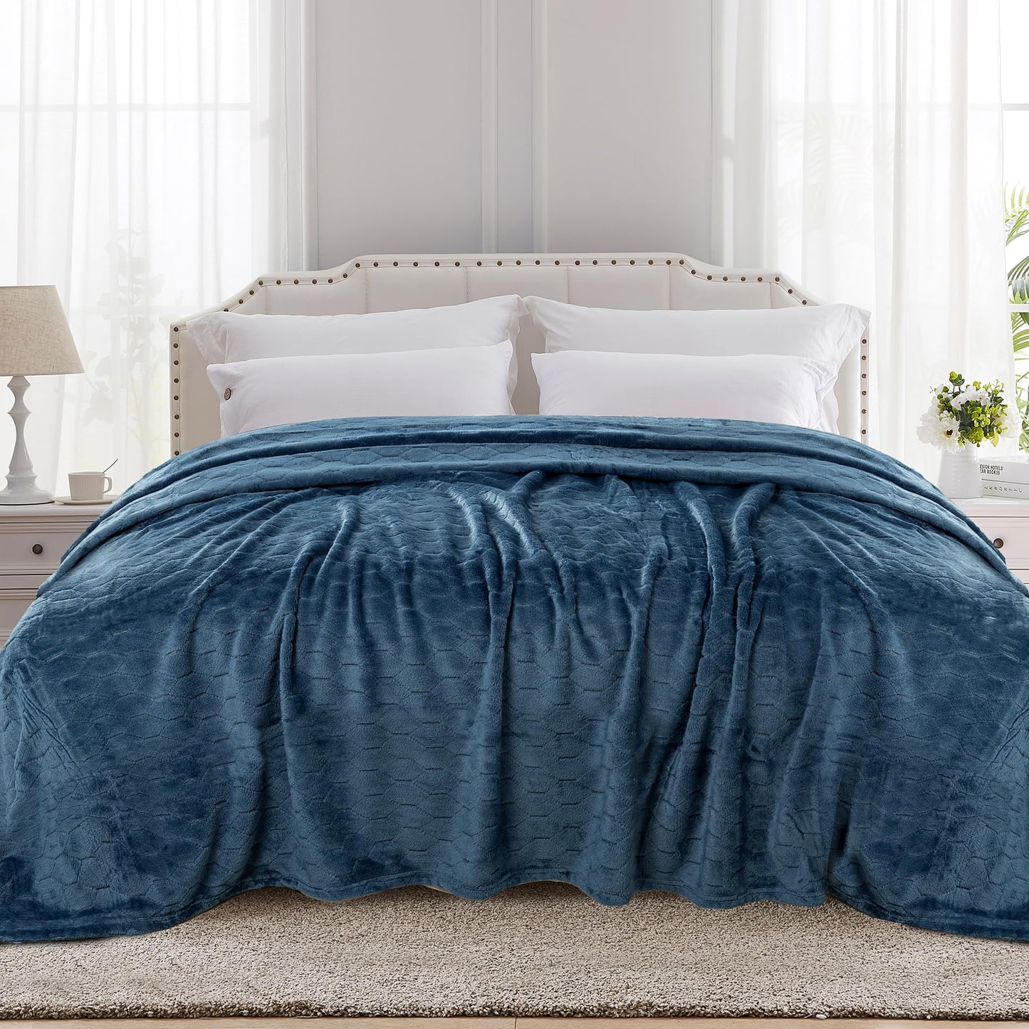 TOONOW Fleece Blanket Super Soft Cozy Throw Blanket 50" x 60", Lightweight Fuzzy Comfy Textured Flannel Blanket Warm Plush Throw Blankets
