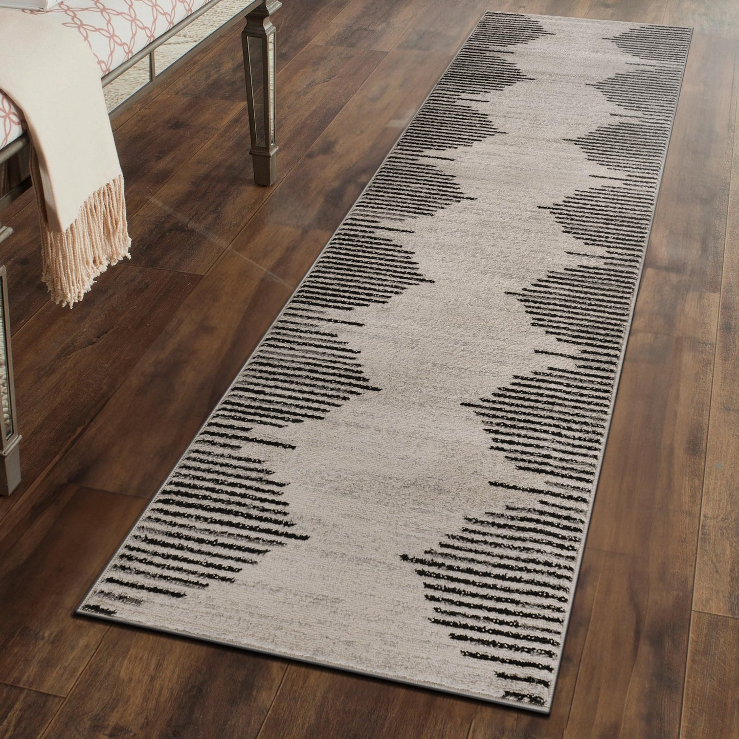 Rugshop Bohemian Stripe Stain Resistant High Traffic Living Room Kitchen Bedroom Dining Home Office Area Rug 5' x 7' Black