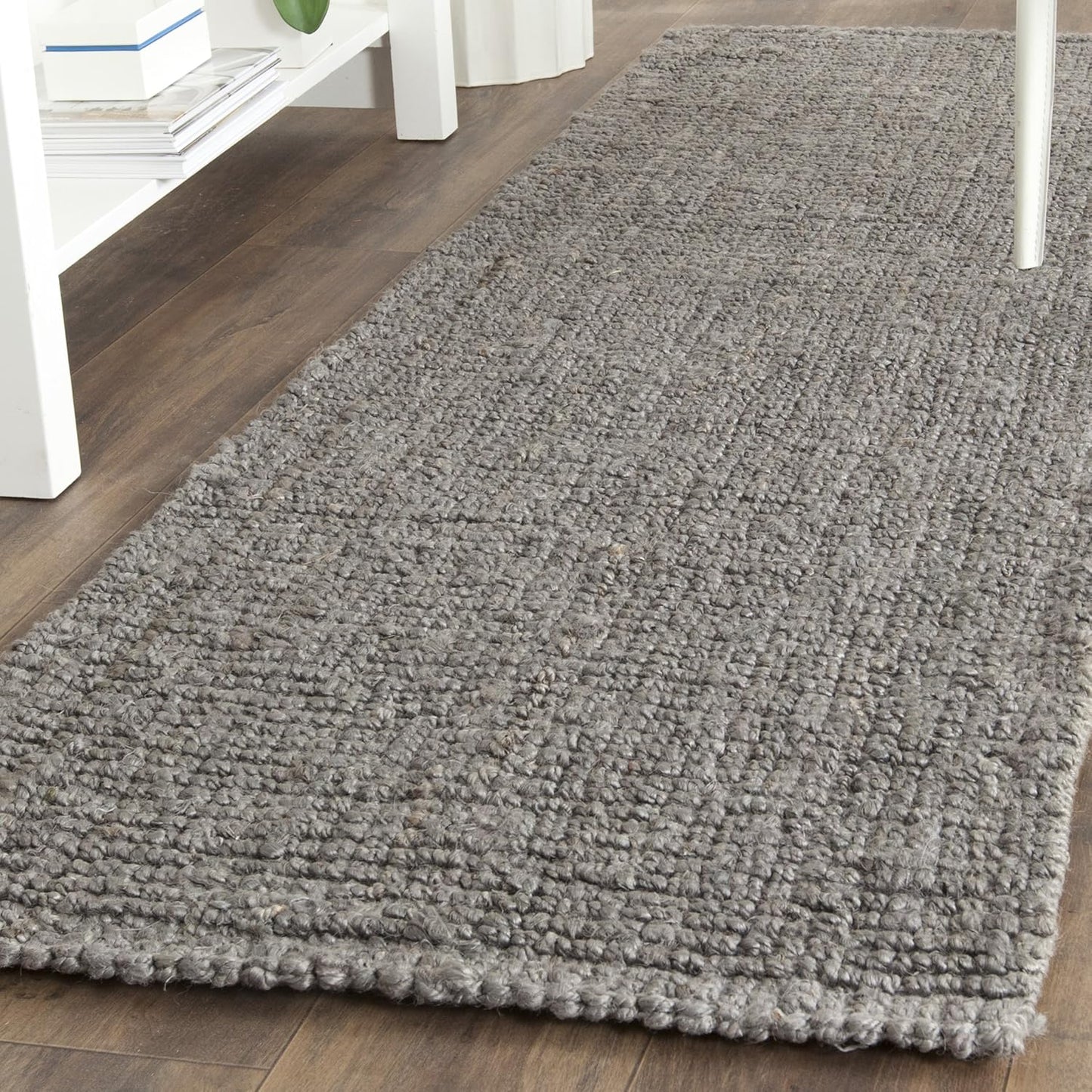 SAFAVIEH Natural Fiber area rug- 9' x 12', Natural, Handmade Chunky Textured JuteThick